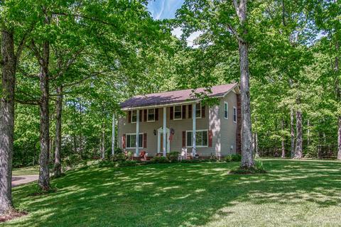 3525 Flag Dr, Centerville, TN 37033 photo 1