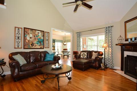 1123 Ithaca St, Murfreesboro, TN 37130 photo 5