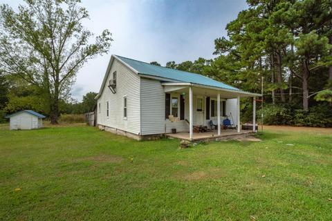 1636 Pleasant Ridge Rd, Goodspring, TN 38460 photo 1