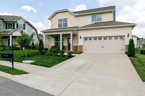 2004 Princess Ct, Spring Hill, TN 37174 photo 1