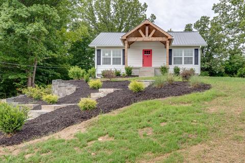 1070 Highway 47 E, Dickson, TN 37055 photo 2