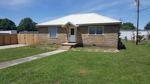 109 9th Ave N, Decherd, TN 37324 photo 1