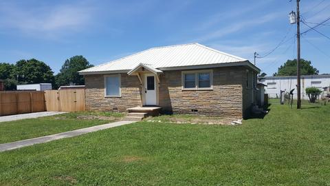 109 9th Ave N, Decherd, TN 37324 photo 2