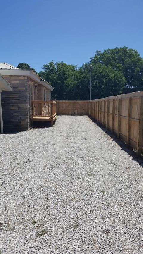 109 9th Ave N, Decherd, TN 37324 photo 13