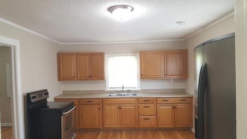 109 9th Ave N, Decherd, TN 37324 photo 8
