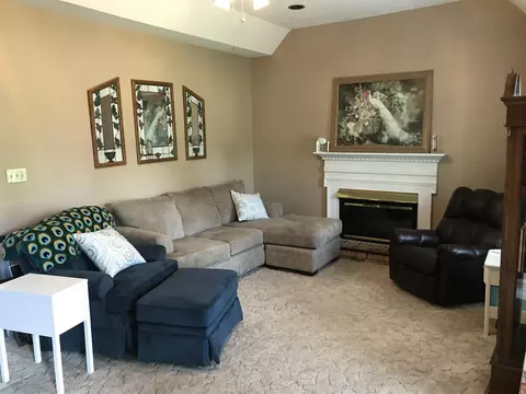 3708 Jay Ln, Spring Hill, TN 37174 photo 4