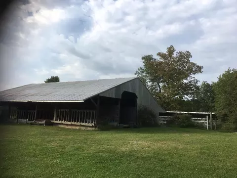 947 Yoder Rd, Altamont, TN 37301 photo 4