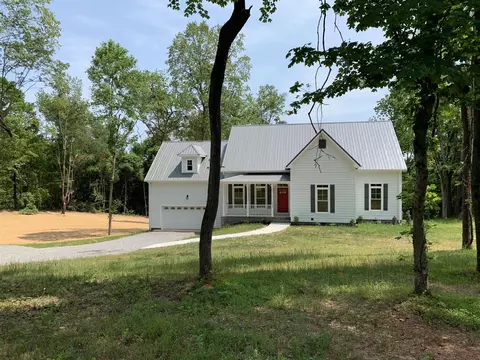 8043 Owens Chapel, Springfield, TN 37172 photo 2