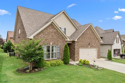 1237 Hensfield Dr, Murfreesboro, TN 37128 photo 2