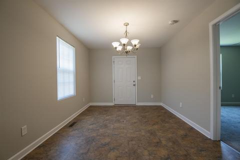 215 E Mcknight Dr, Murfreesboro, TN 37130 photo 8