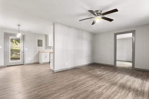 324 Golfview Ln, Springfield, TN 37172 photo 4