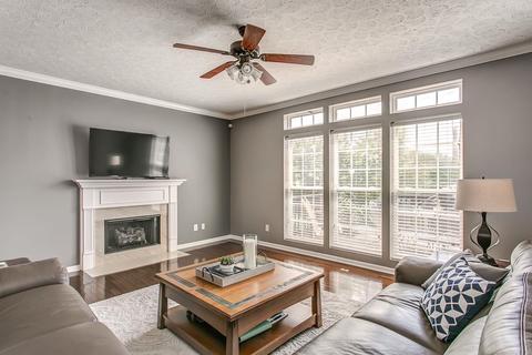1003 Queens Pl, Spring Hill, TN 37174 photo 5
