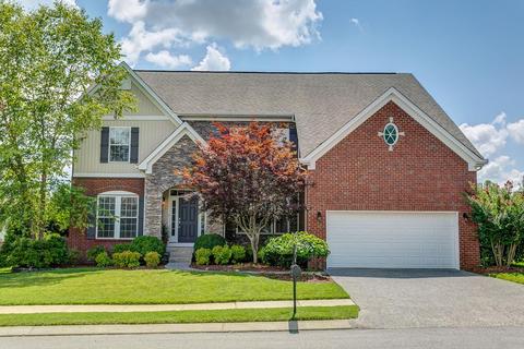 1003 Queens Pl, Spring Hill, TN 37174 photo 1