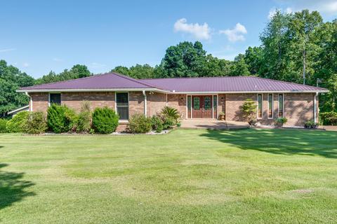 118 Sycamore Rd, Dickson, TN 37055 photo 1