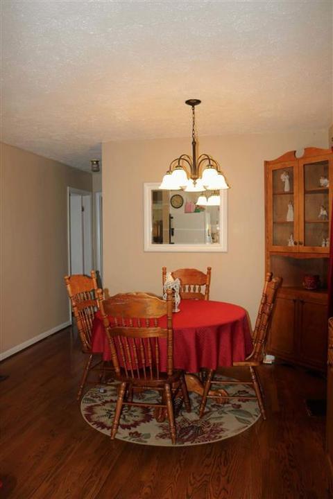3926 Robert Pryor Rd, Springfield, TN 37172 photo 2