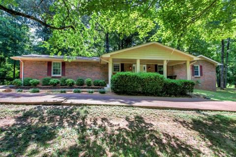 308 Crestview Dr, Dickson, TN 37055 photo 1