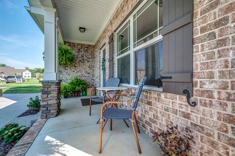 1044 Solomon Ln, Spring Hill, TN 37174 photo 4