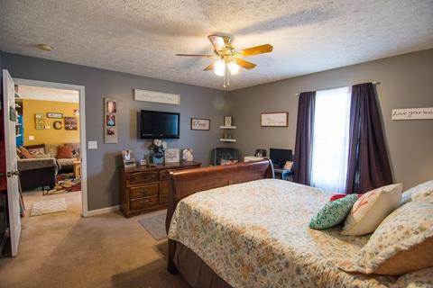 104 Squirrel, Dover, TN 37058 photo 8
