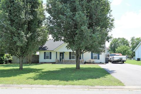 606 Kendrick Ct, La Vergne, TN 37086