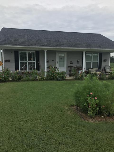 322 Spring St, Loretto, TN 38469 photo 1