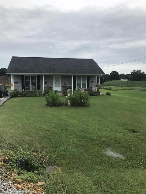 322 Spring St, Loretto, TN 38469 photo 3