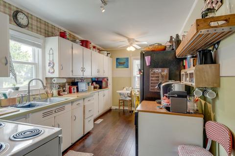 411 Murrell St, Dickson, TN 37055 photo 9