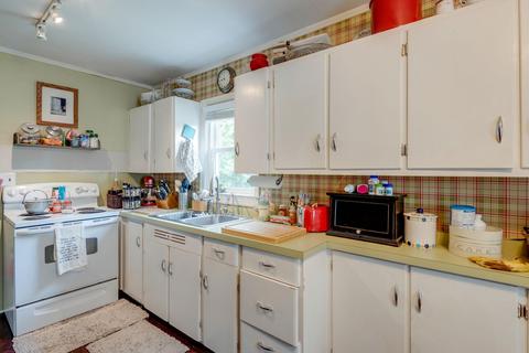 411 Murrell St, Dickson, TN 37055 photo 7