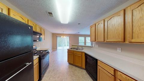 1644 Comanche Run, Madison, TN 37115 photo 2