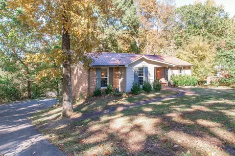 303 Jackson Rd, Dickson, TN 37055 photo 3