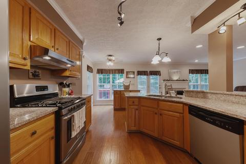 327 Brady Dr, Dickson, TN 37055 photo 9