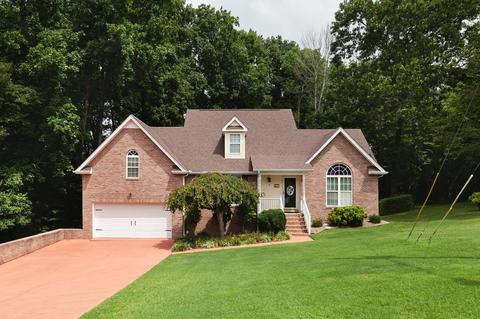 327 Brady Dr, Dickson, TN 37055 photo 1