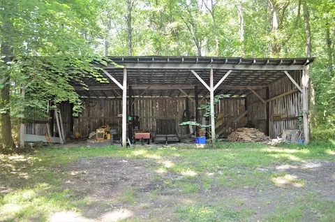 1852 Spur Rd, Decherd, TN 37324 photo 22