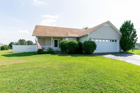 501 D V Cir, Spring Hill, TN 37174 photo 2