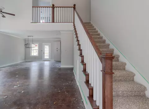 594 Swift Ln, Cunningham, TN 37052 photo 3