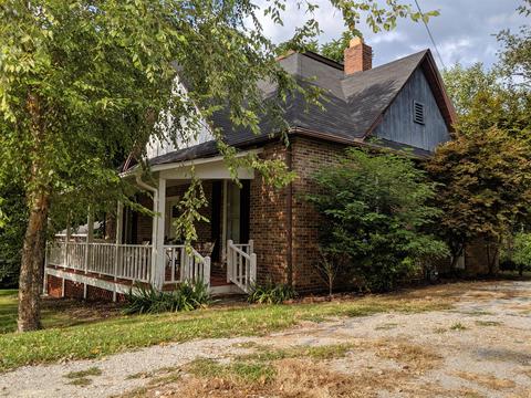 103 Nall Ave, Centerville, TN 37033 photo 1