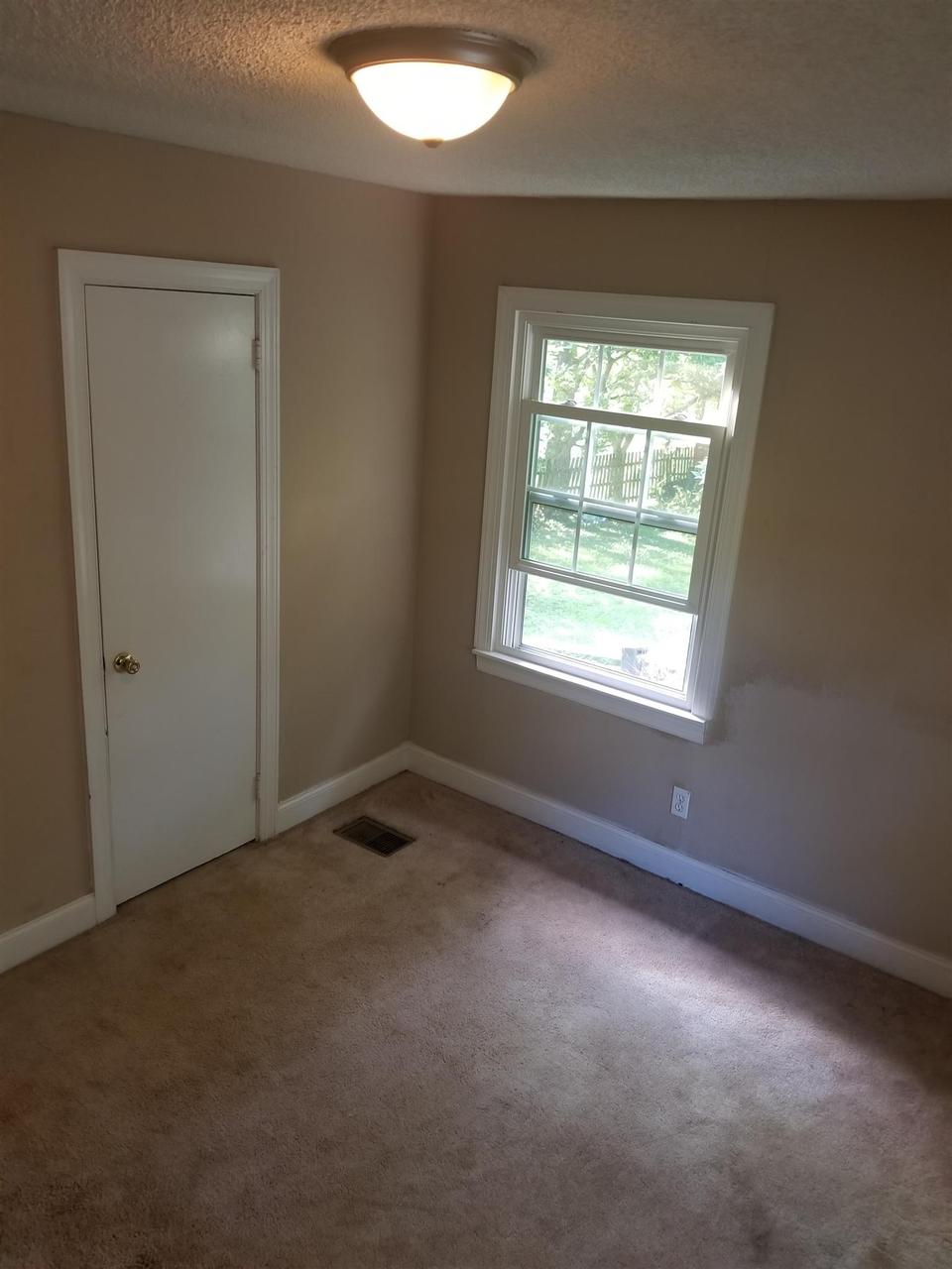  309 Broad St, Wartrace, TN 37183 photo 9