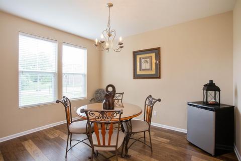 2305 Dewey Dr, Spring Hill, TN 37174 photo 2
