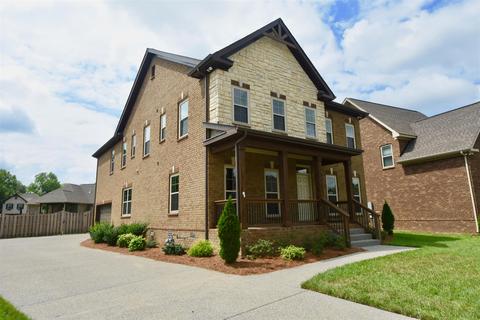 9012 Wheeler Dr, Spring Hill, TN 37174 photo 1