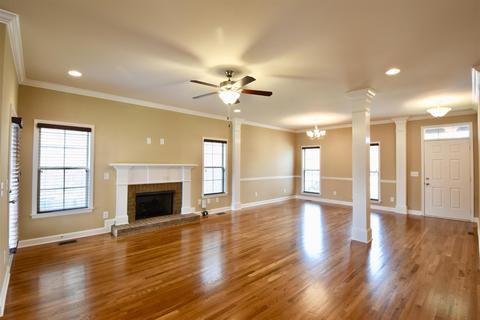 9012 Wheeler Dr, Spring Hill, TN 37174 photo 4