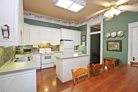 307 N Main St, Springfield, TN 37172 photo 6
