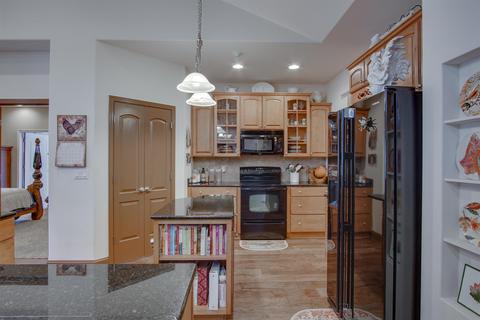 210 Barton Dr, Normandy, TN 37360 photo 11