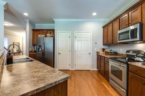 1724 Robindale Ct, Hermitage, TN 37076 photo 12