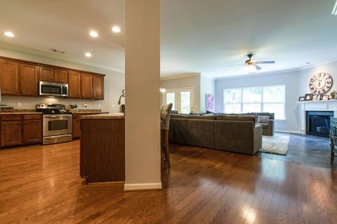 1724 Robindale Ct, Hermitage, TN 37076 photo 9
