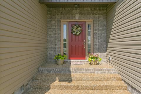 7013 Nickalus Way, Spring Hill, TN 37174 photo 2