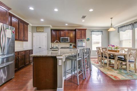 2323 Dewey Dr, Spring Hill, TN 37174 photo 8