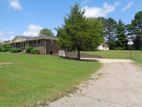 411 Eells, Loretto, TN 38469 photo 1