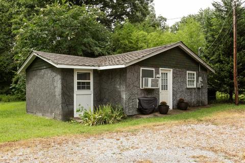 303 Circle Dr, Springfield, TN 37172 photo 25