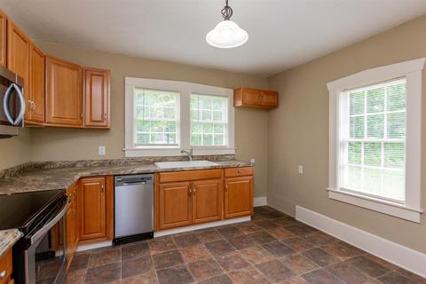 303 Circle Dr, Springfield, TN 37172 photo 7