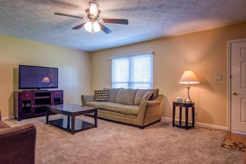 702 Morris Dr, Murfreesboro, TN 37130 photo 3