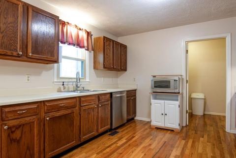 702 Morris Dr, Murfreesboro, TN 37130 photo 6
